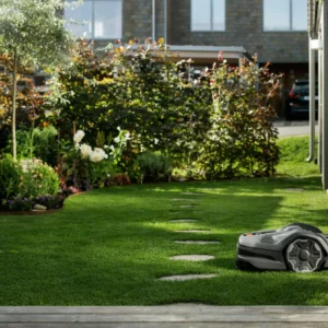 AUTOMOWER® 305E NERA nová verzia