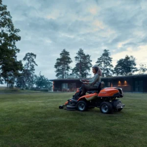 HUSQVARNA R 216Ts AWD