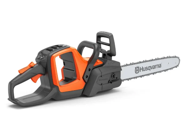 HUSQVARNA 242i s akumulátorom a nabíjačkou