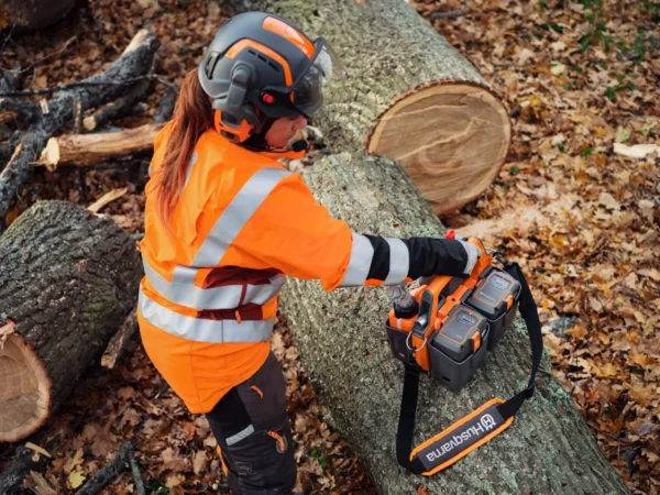 Box na akumulátory Husqvarna, reťazová píla