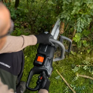 Husqvarna Aspire™ C15X-P4A s akumulátorom a nabíjačkou