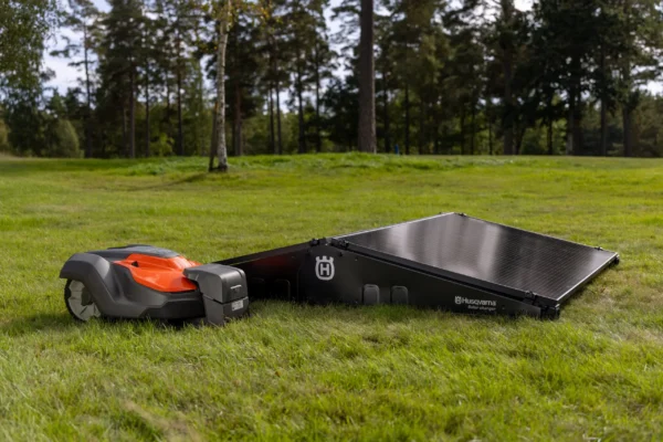 Solárna nabíjačka Husqvarna - solárny panel, 420 W