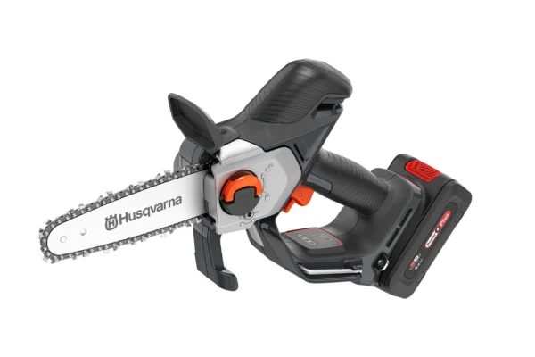 HUSQVARNA Aspire™ P8X-P4A s akumulátorom a nabíjačkou