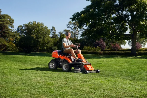 HUSQVARNA R214TC