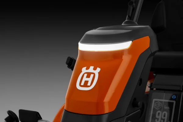 HUSQVARNA R214TS NOVINKA
