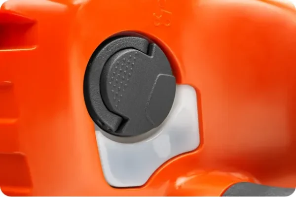 HUSQVARNA 230i bez akumulátoru a nabíjačky