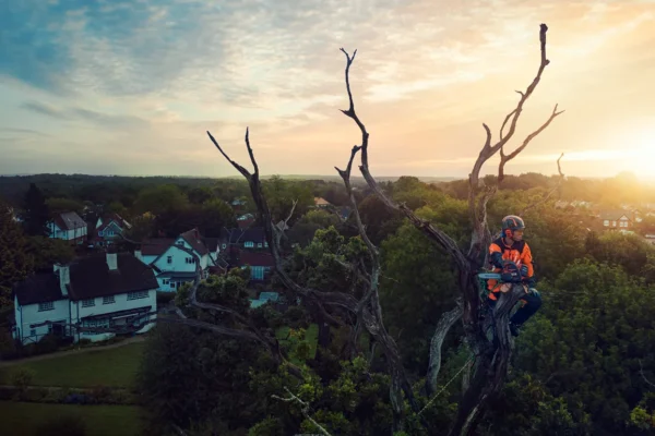 HUSQVARNA T540i XP bez akumulátora a nabíjačky