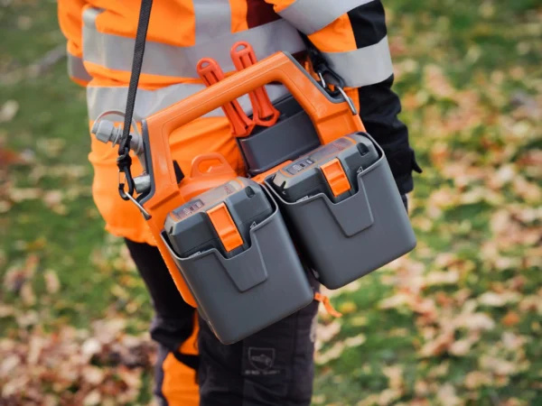 Box na akumulátory Husqvarna, reťazová píla